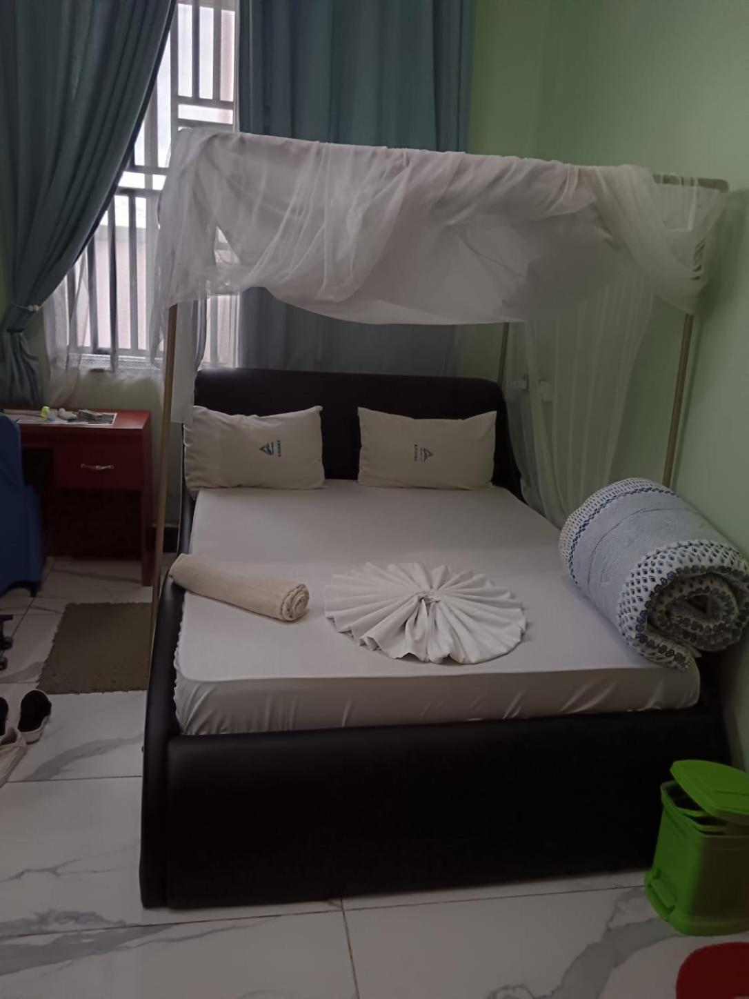 Hba Lodge Kahama Luaran gambar